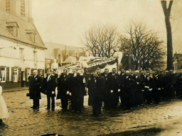 34 enterrement 1910